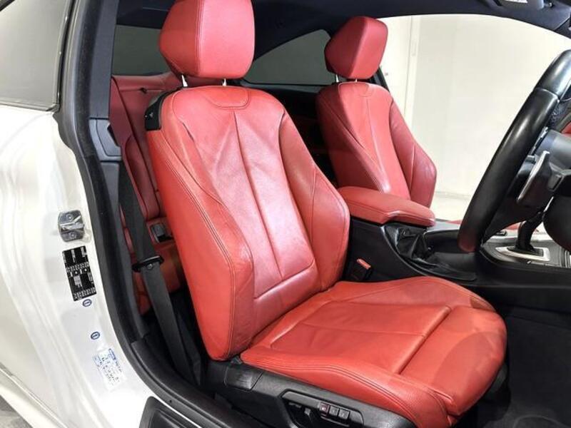 4 SERIES