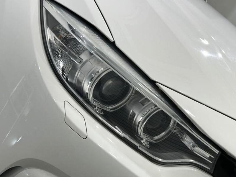 4 SERIES