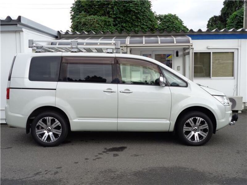 DELICA D5