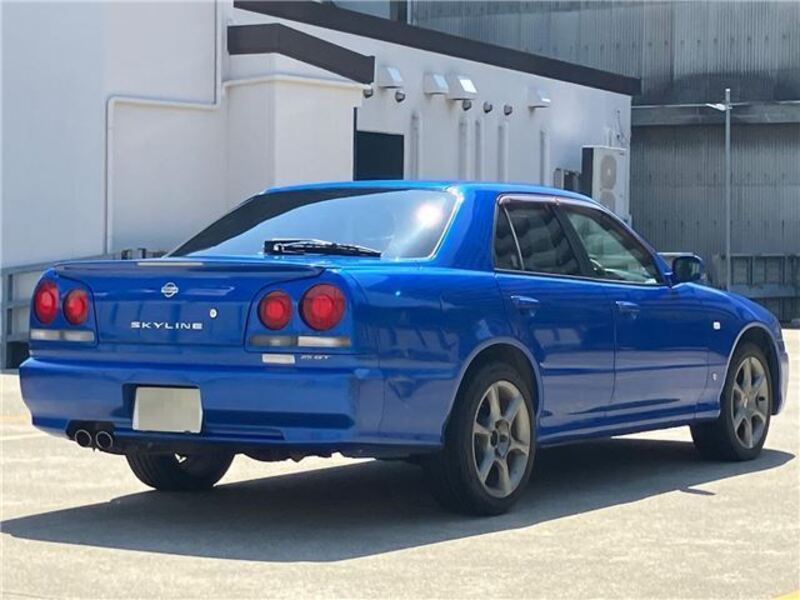 SKYLINE