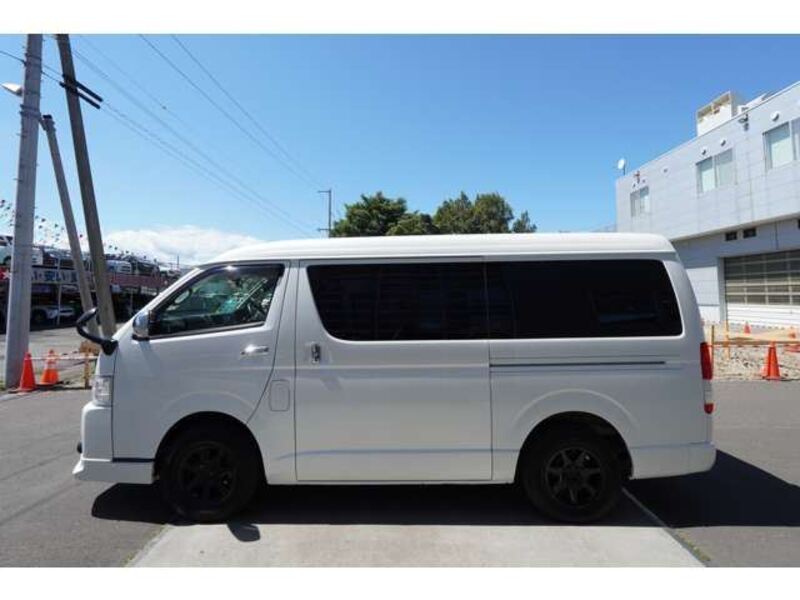 HIACE