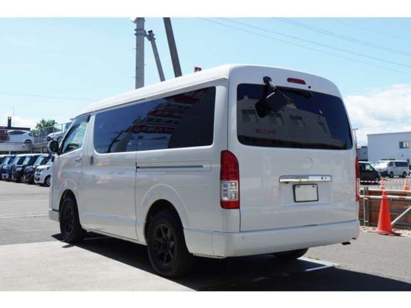 HIACE