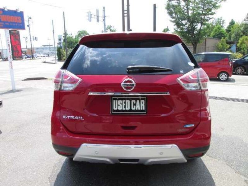 X-TRAIL