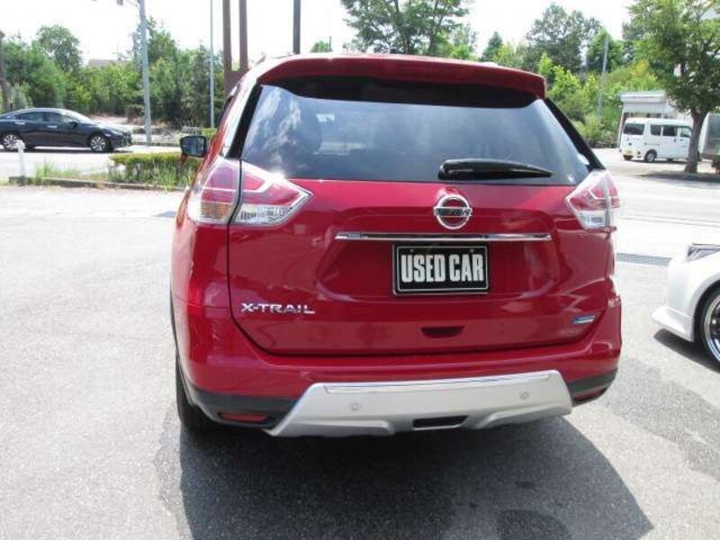 X-TRAIL