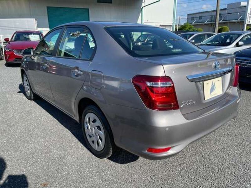 COROLLA AXIO