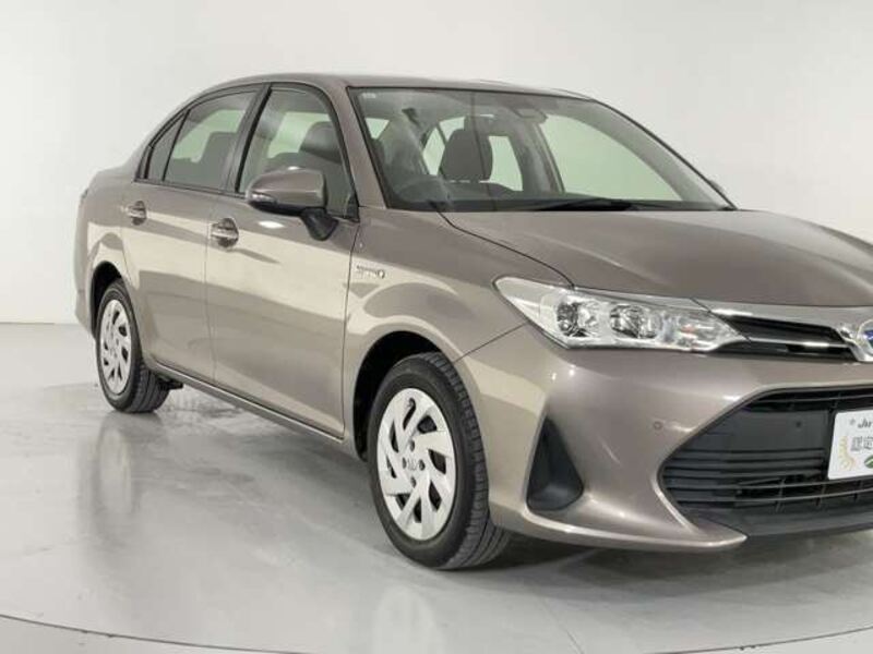 COROLLA AXIO
