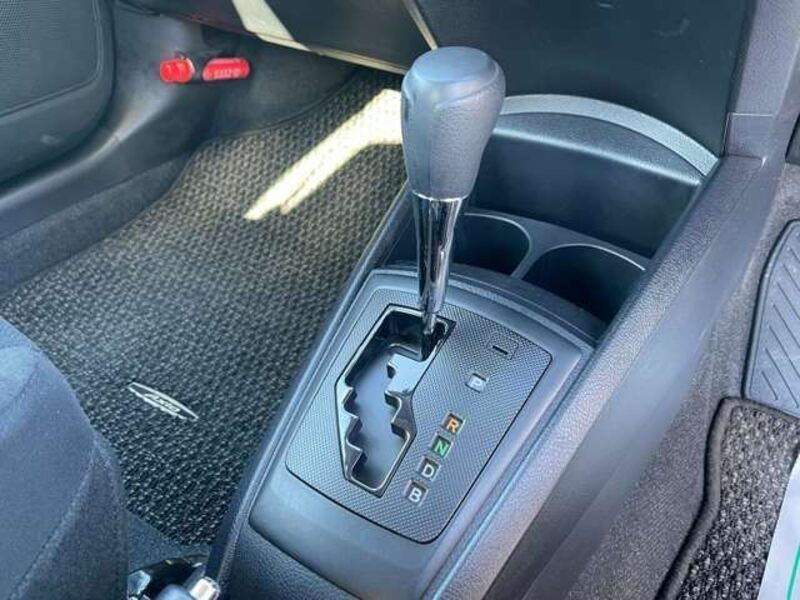 COROLLA AXIO