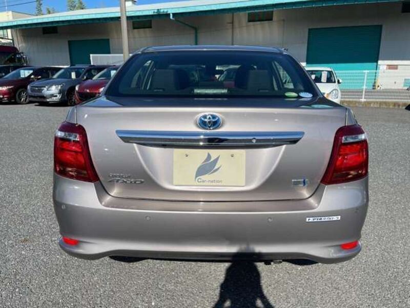 COROLLA AXIO
