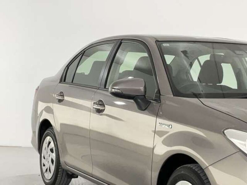 COROLLA AXIO