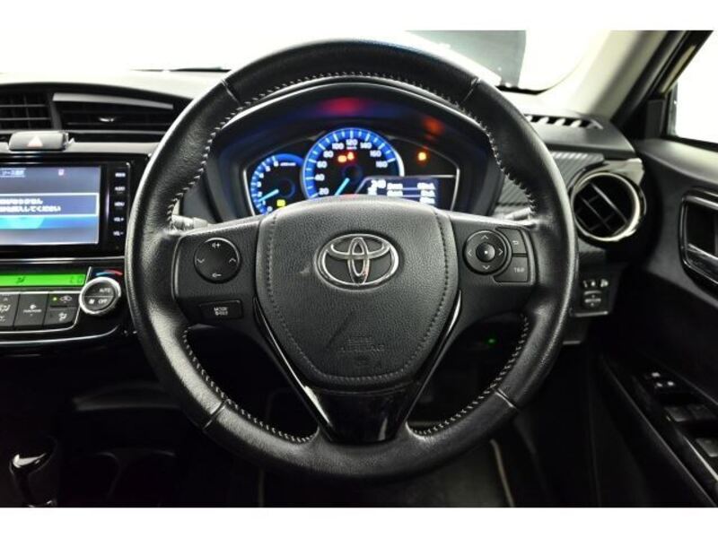 COROLLA FIELDER
