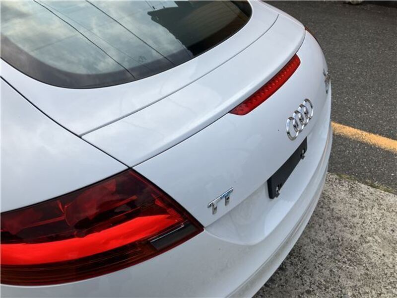 TT