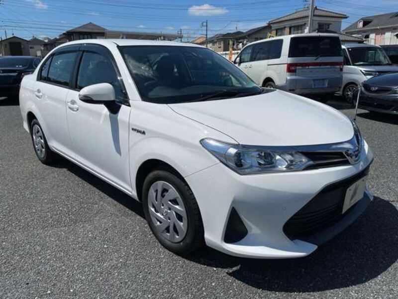 COROLLA AXIO