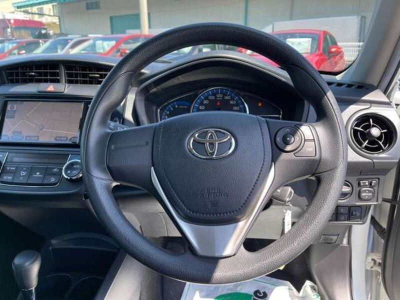 COROLLA AXIO