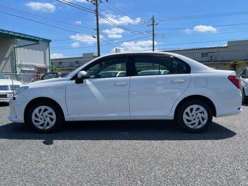COROLLA AXIO