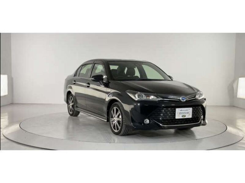 COROLLA AXIO