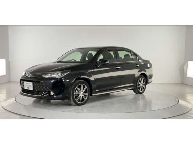 COROLLA AXIO