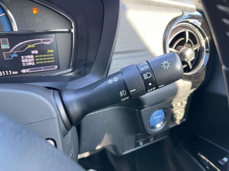 COROLLA AXIO
