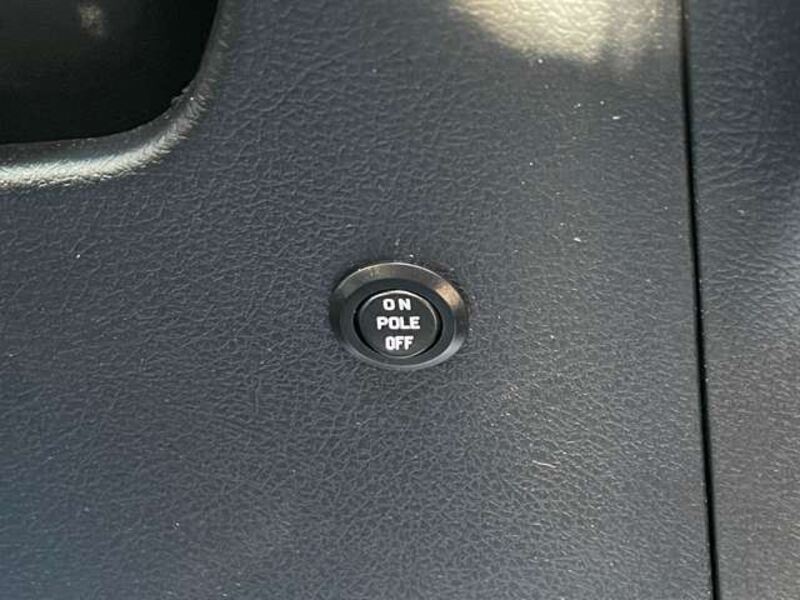 COROLLA AXIO