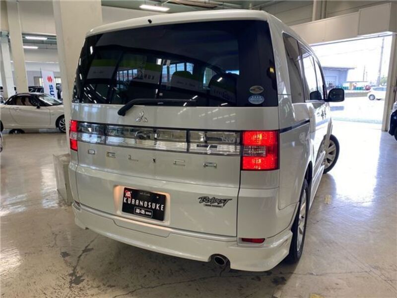 DELICA D5