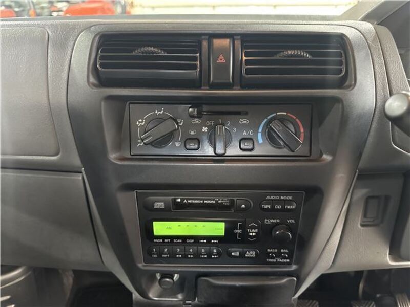 MINICAB VAN