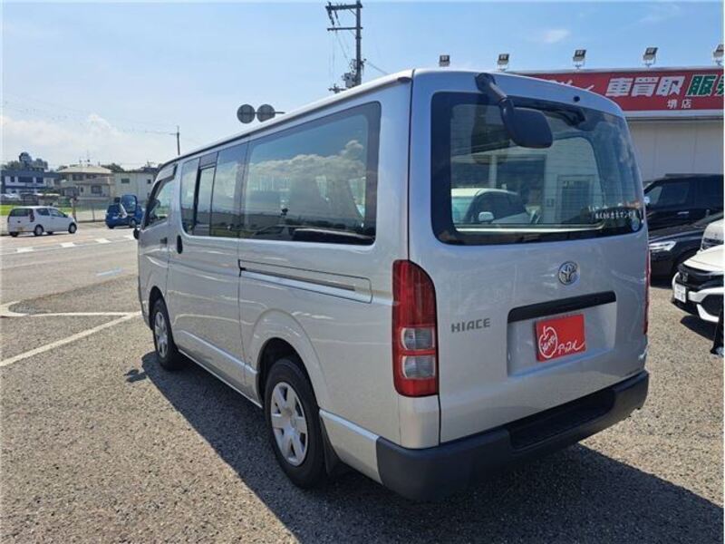 HIACE VAN