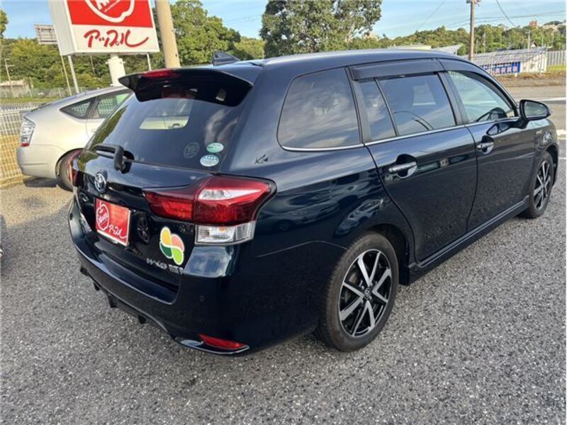 COROLLA FIELDER