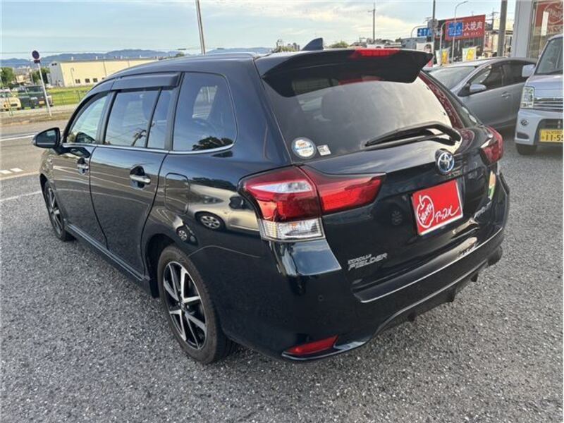 COROLLA FIELDER