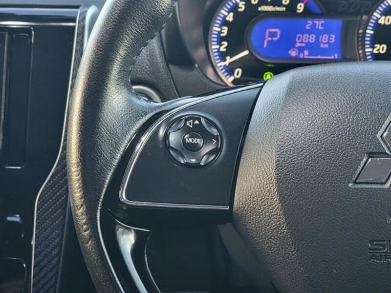 EK CUSTOM