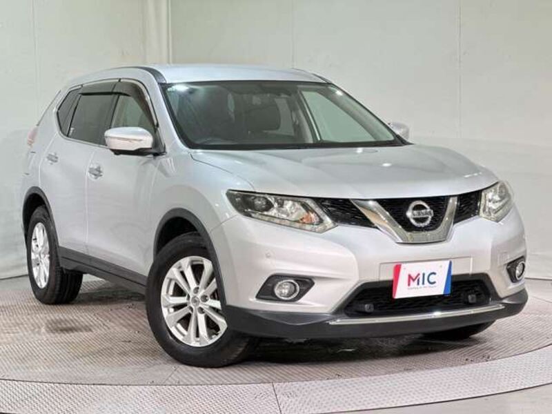 X-TRAIL
