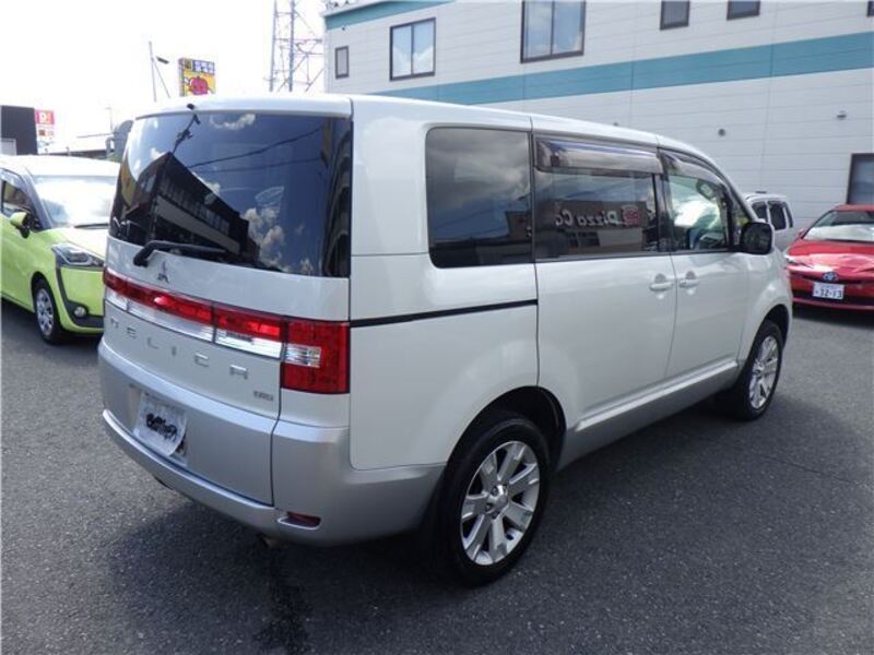 DELICA D5
