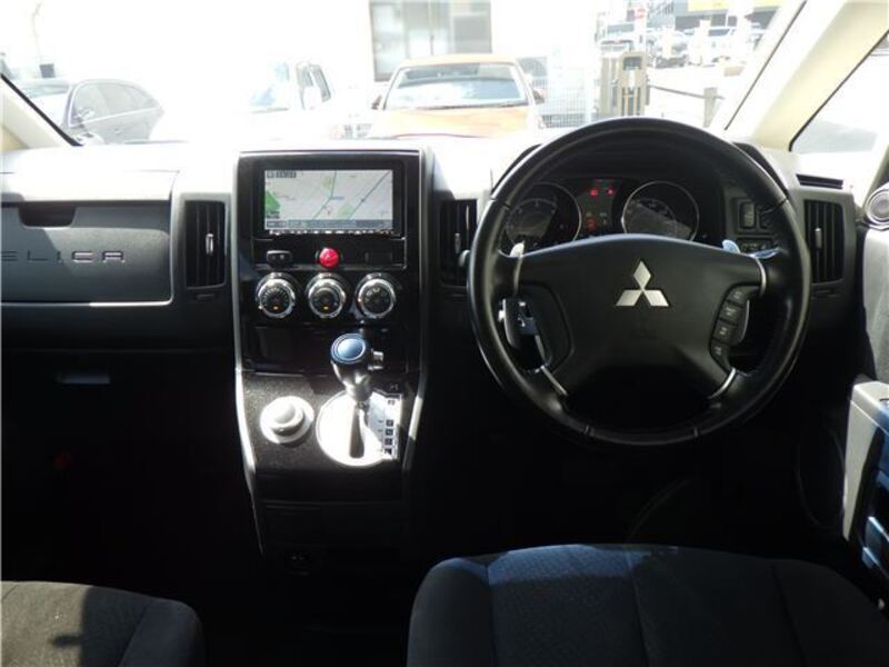 DELICA D5