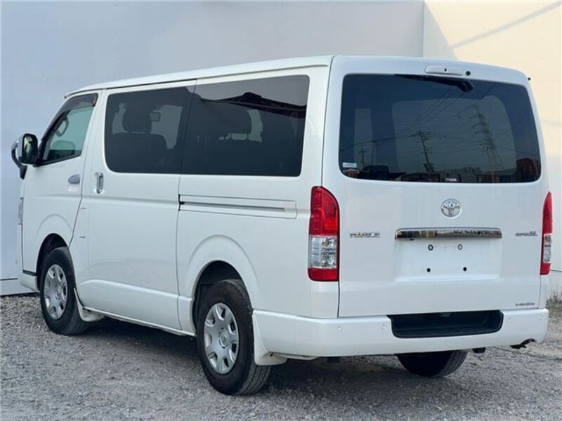 HIACE