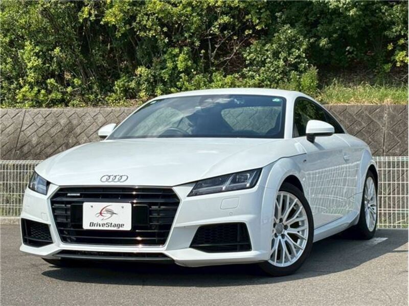 AUDI TT