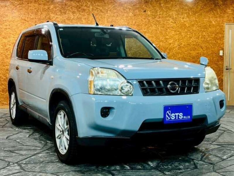 X-TRAIL