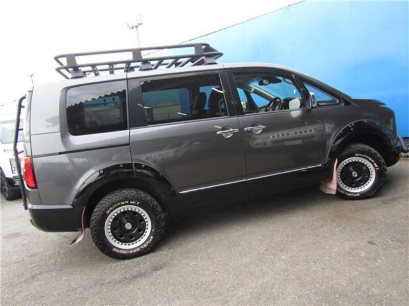 DELICA D5