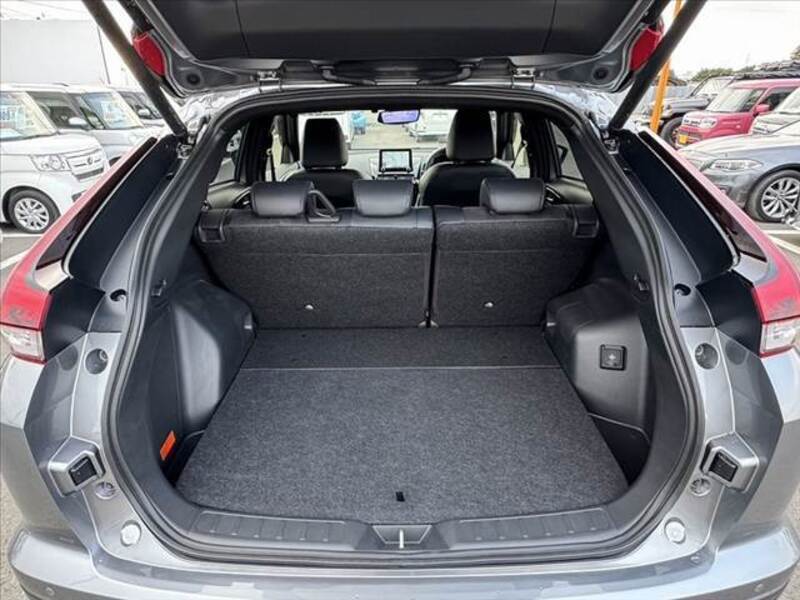 ECLIPSE CROSS