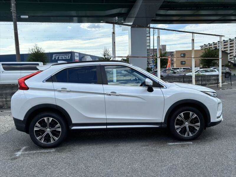 ECLIPSE CROSS