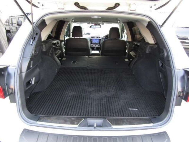 LEGACY OUTBACK