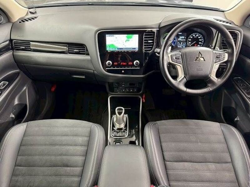 OUTLANDER PHEV
