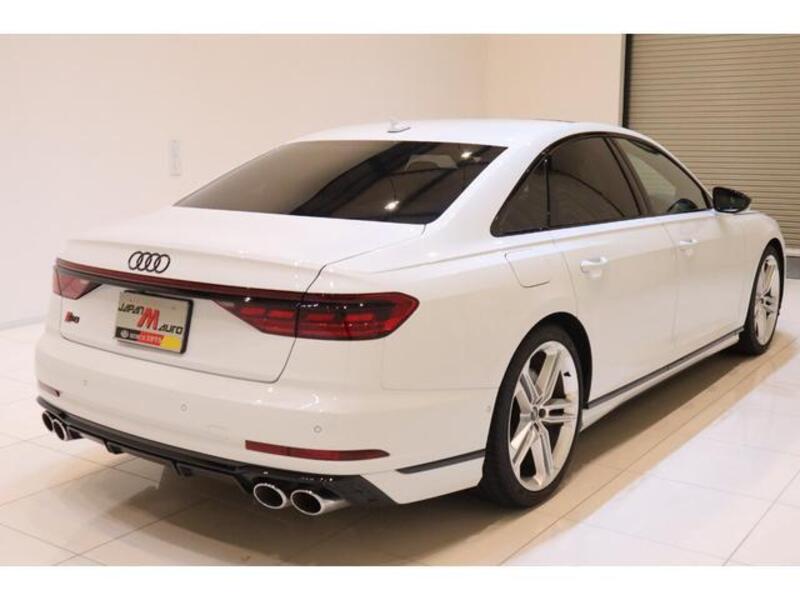 S8