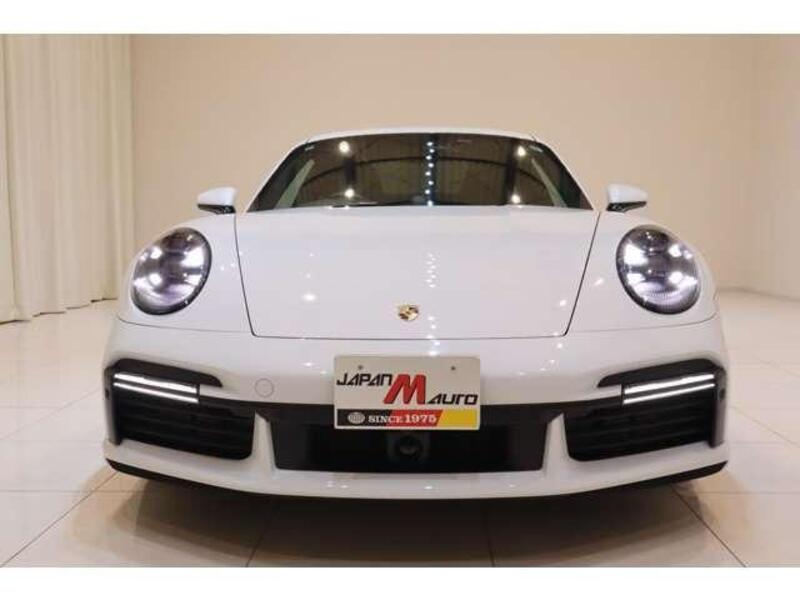 911