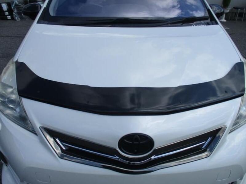 PRIUS ALPHA