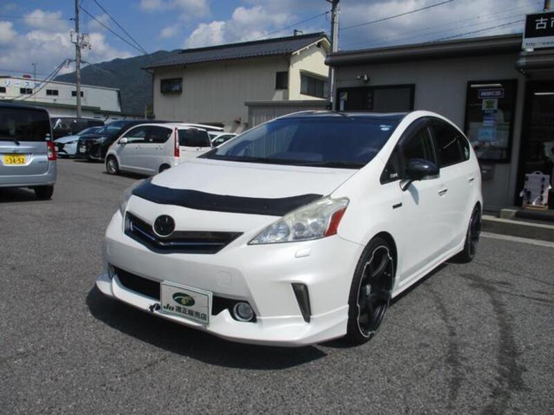 PRIUS ALPHA