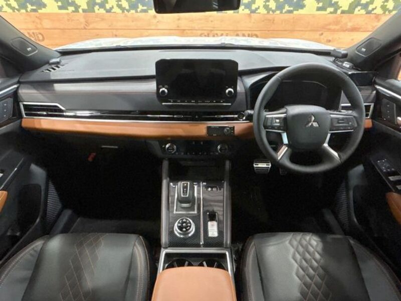 OUTLANDER PHEV