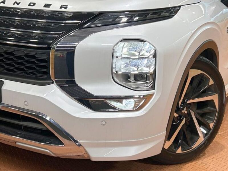 OUTLANDER PHEV