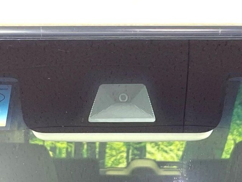 N BOX