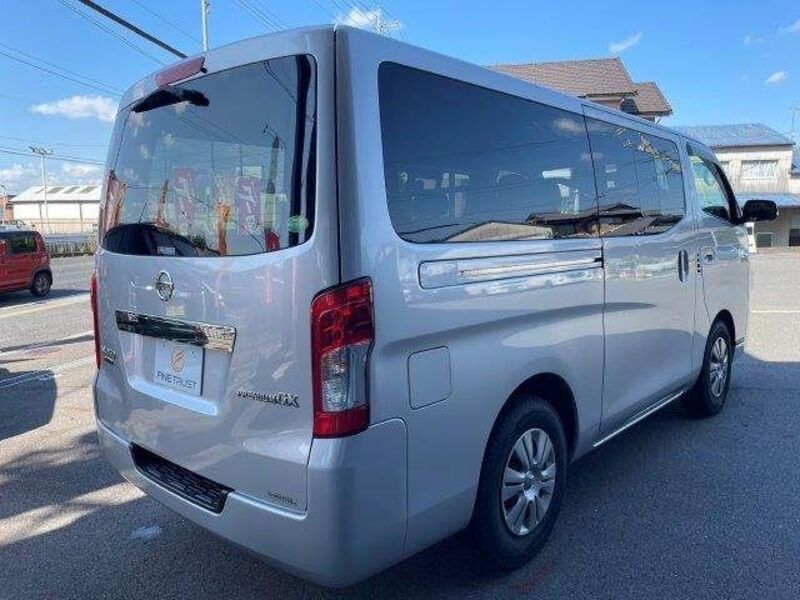 NV350 CARAVAN