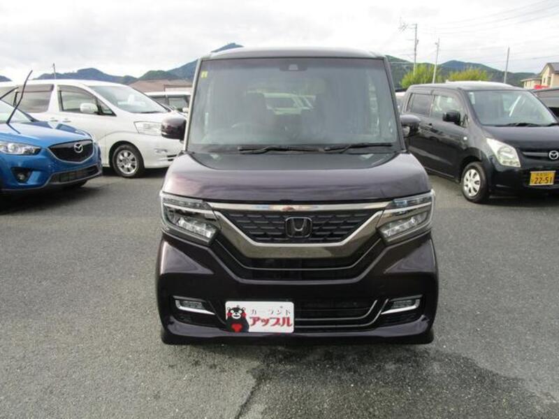 N BOX CUSTOM