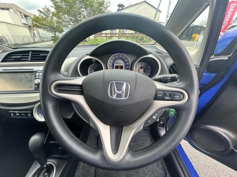 FIT HYBRID
