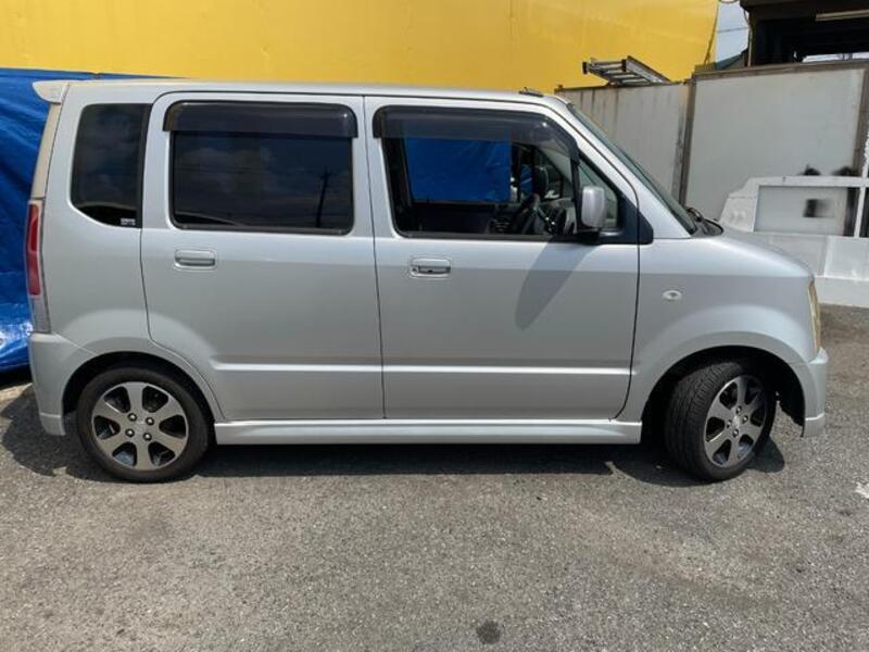WAGON R